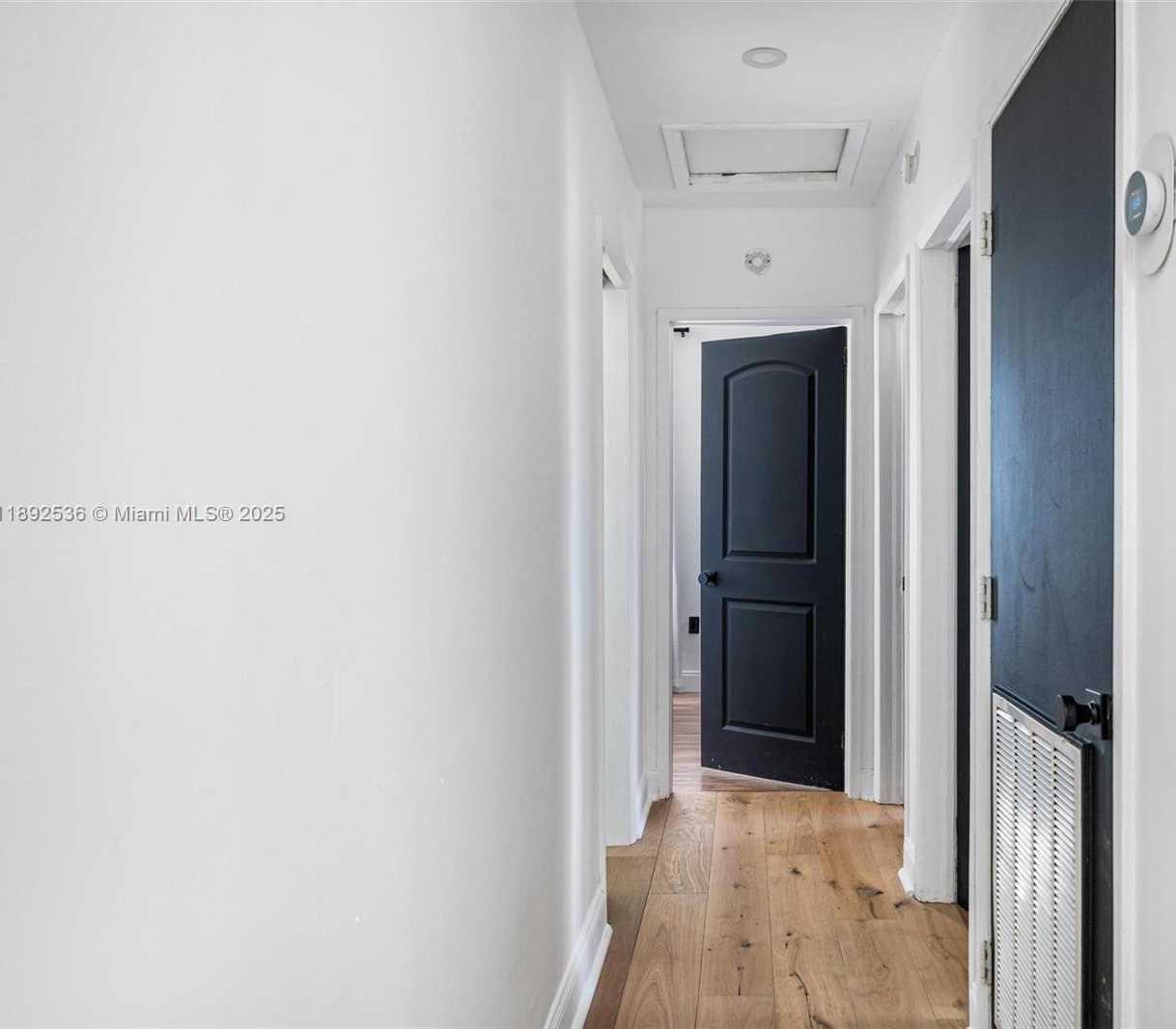 Small Image of 14705 NORTH EAST 11TH CT, North Miami Number 21