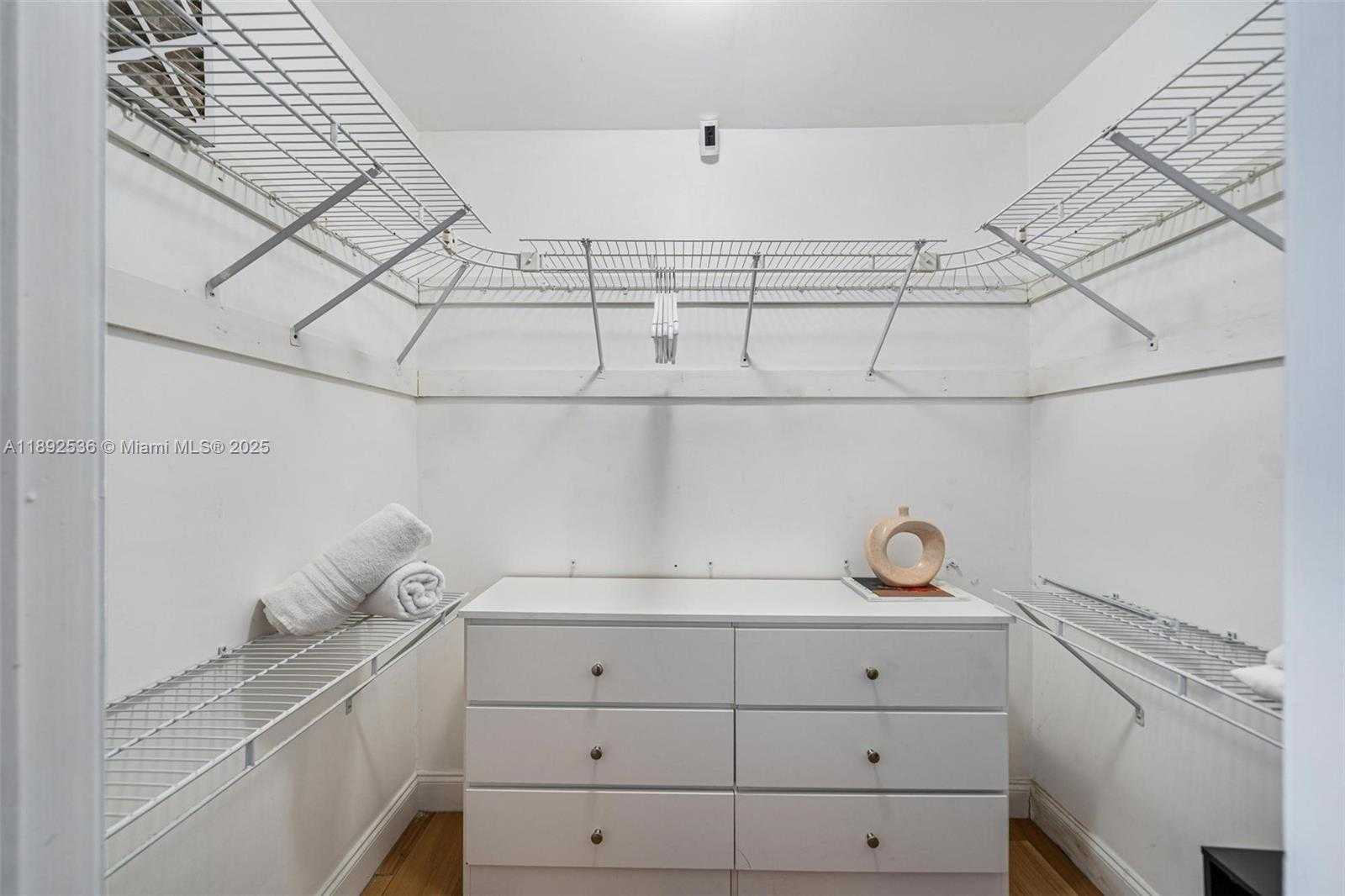 Small Image of 14705 NORTH EAST 11TH CT, North Miami Number 32