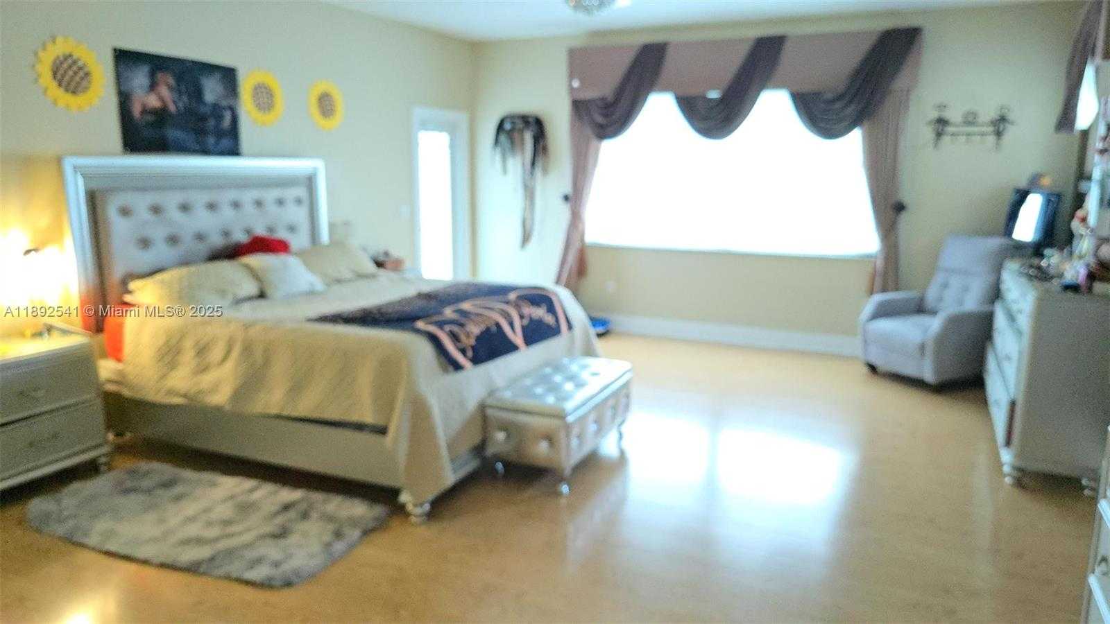 Small Image of 15982 SOUTH WEST 61ST ST, Davie Number 15