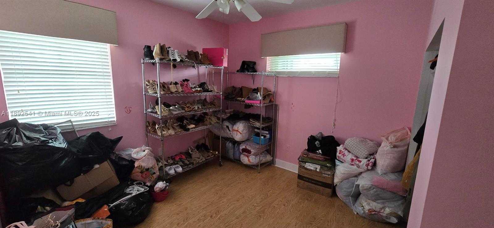 Small Image of 15982 SOUTH WEST 61ST ST, Davie Number 18