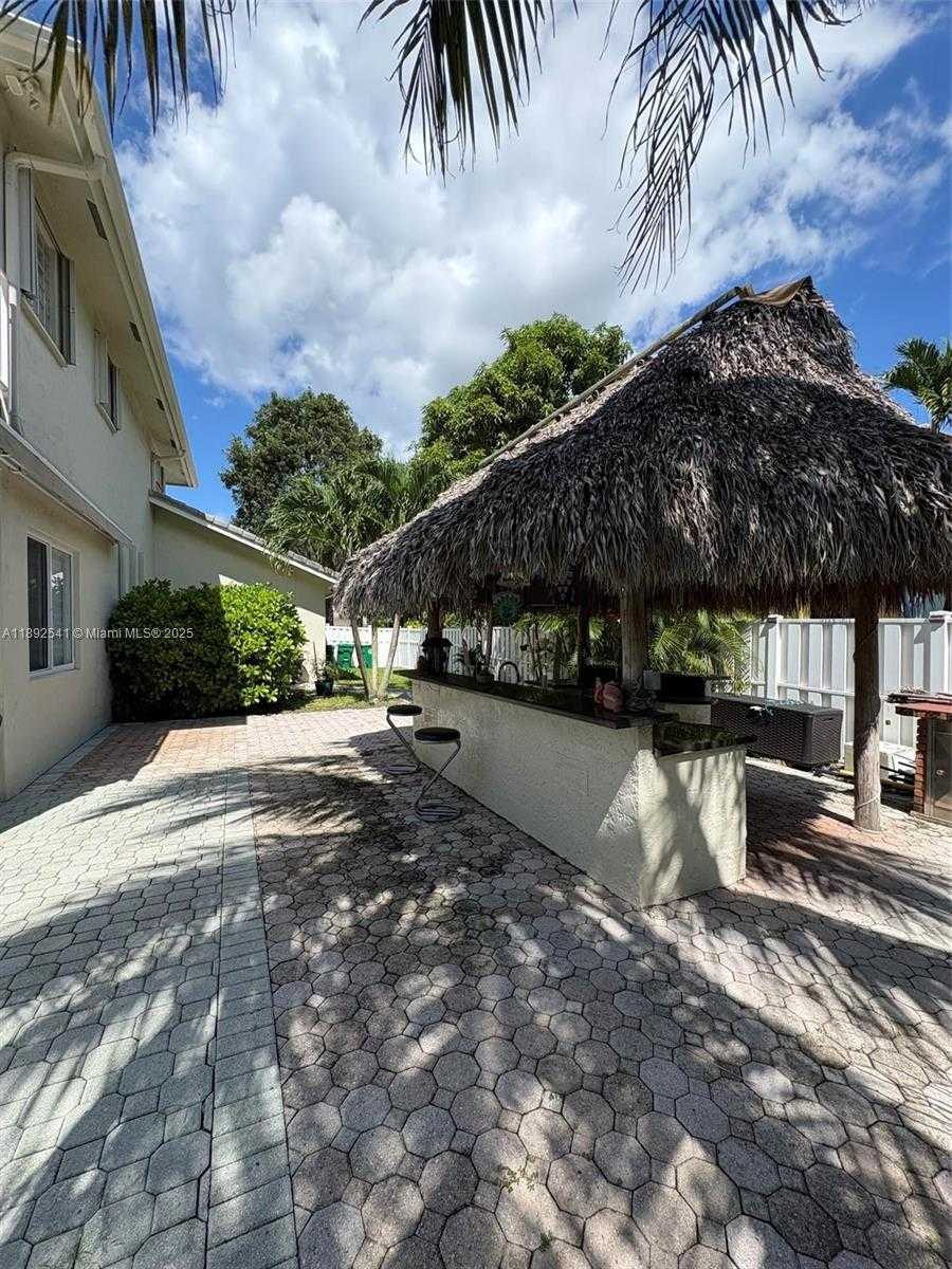 Small Image of 15982 SOUTH WEST 61ST ST, Davie Number 22