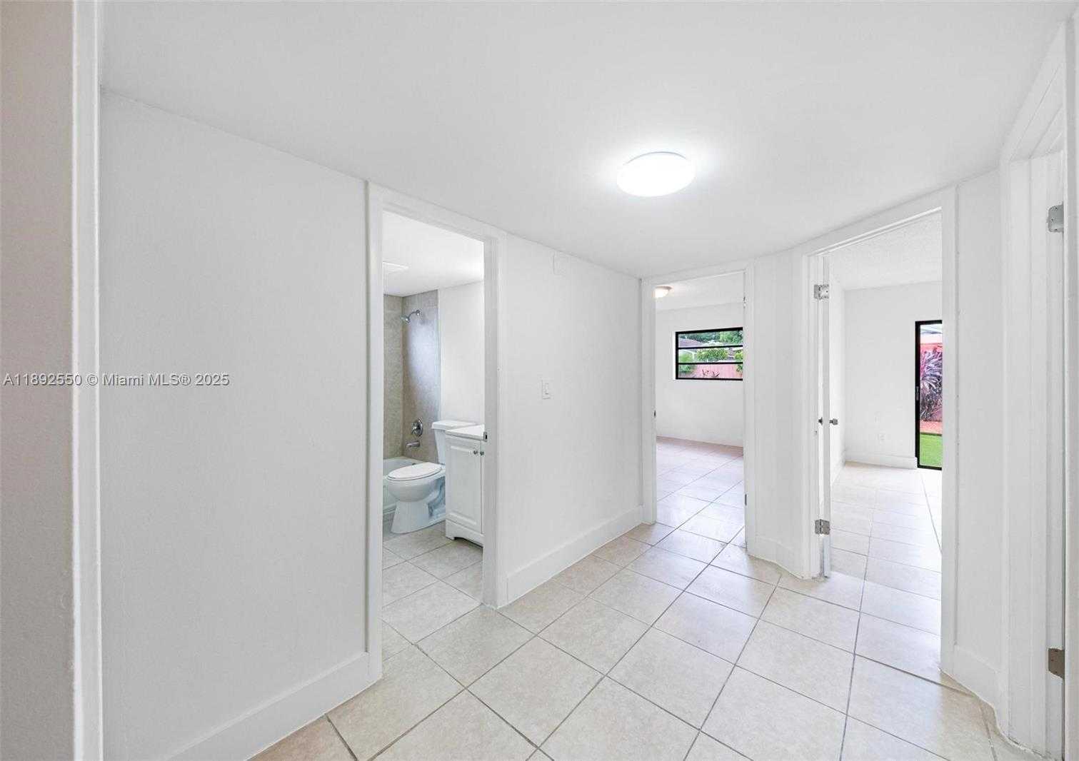 Small Image of 1283 WEST 42ND ST, Hialeah Number 28