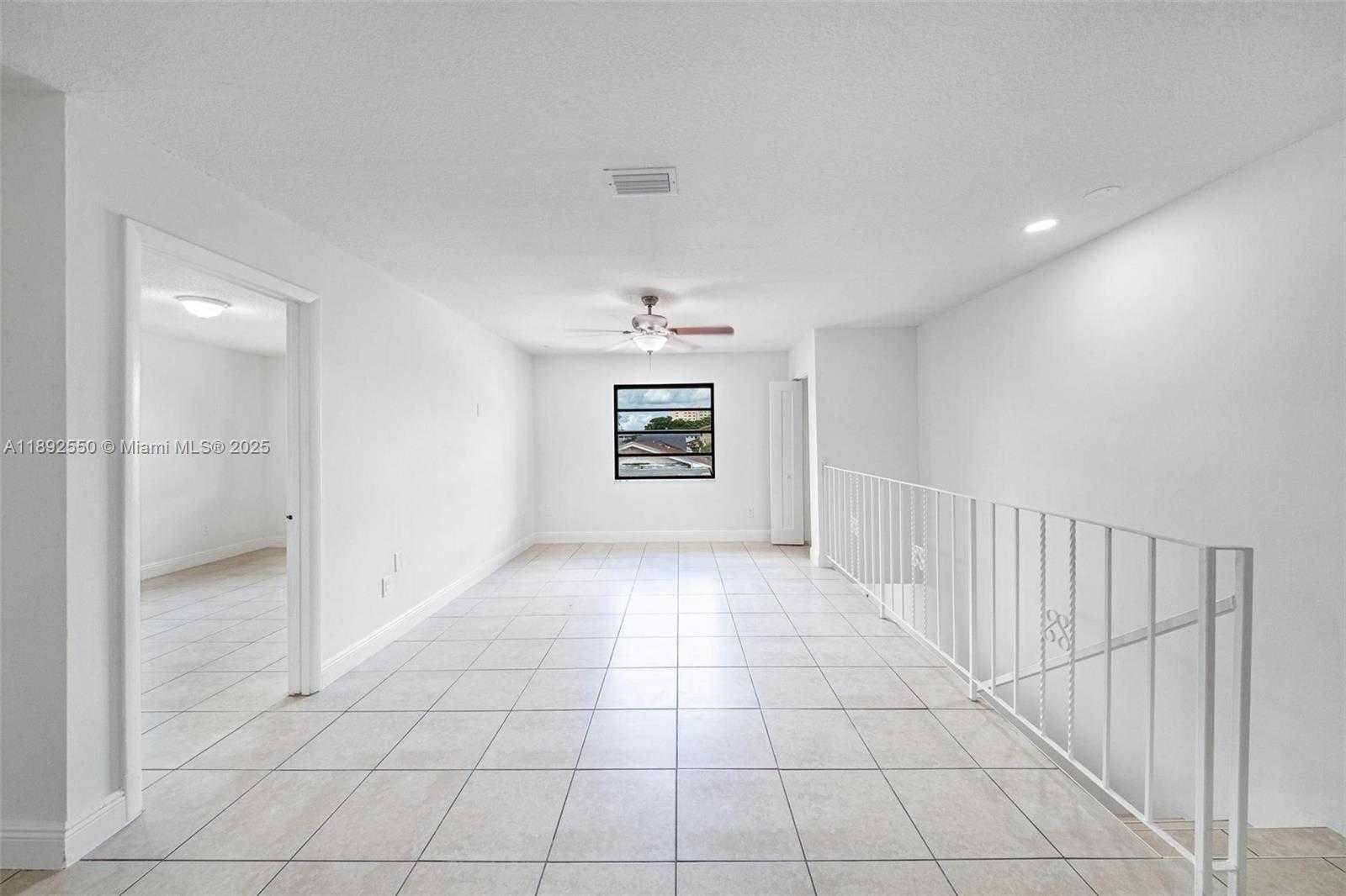 Small Image of 1283 WEST 42ND ST, Hialeah Number 36
