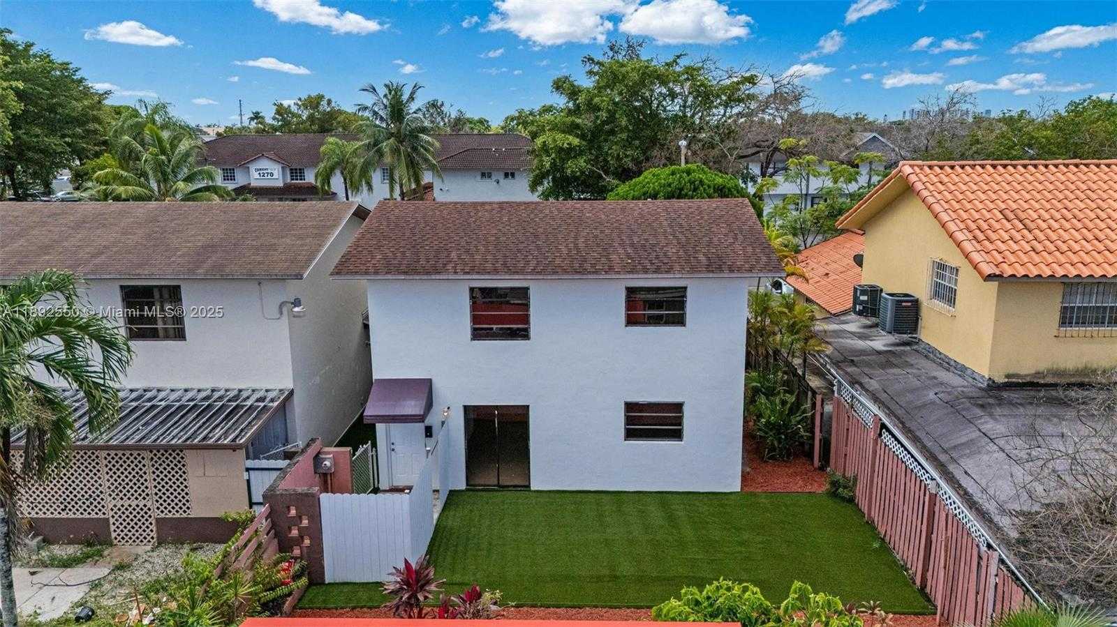Small Image of 1283 WEST 42ND ST, Hialeah Number 44