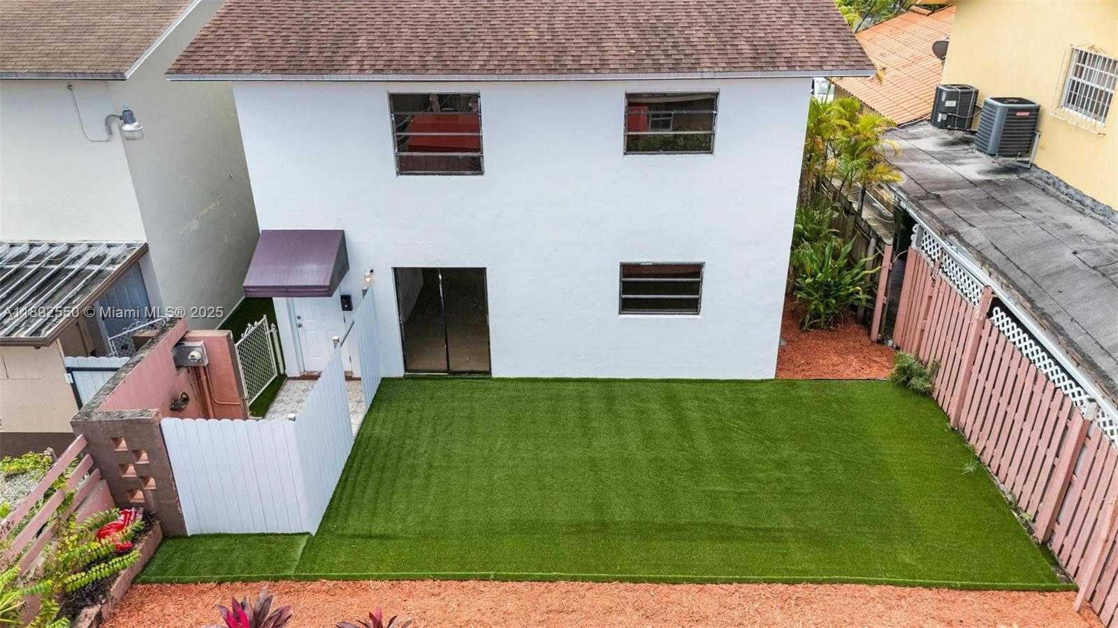 Small Image of 1283 WEST 42ND ST, Hialeah Number 45