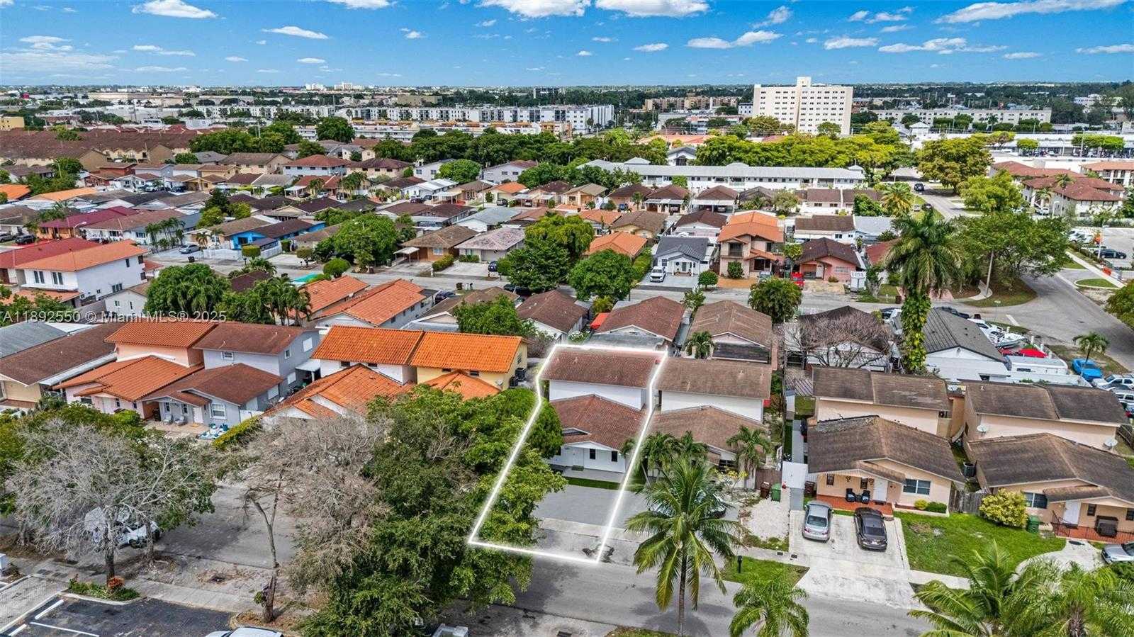 Small Image of 1283 WEST 42ND ST, Hialeah Number 49
