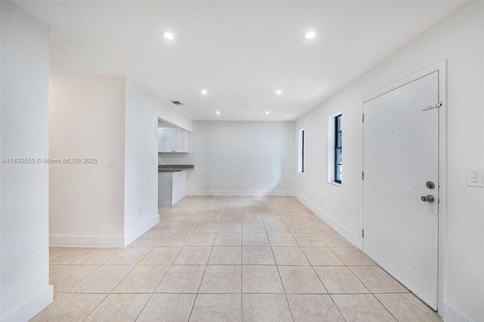 Small Image of 1283 WEST 42ND ST, Hialeah Number 6