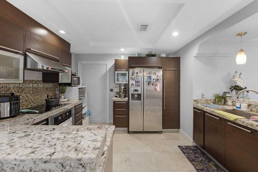 Small Image of 155 WEST 60TH ST, Hialeah Number 11