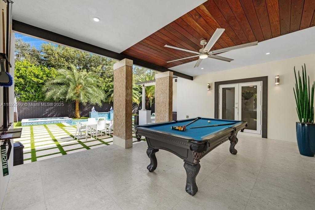 Small Image of 155 WEST 60TH ST, Hialeah Number 15