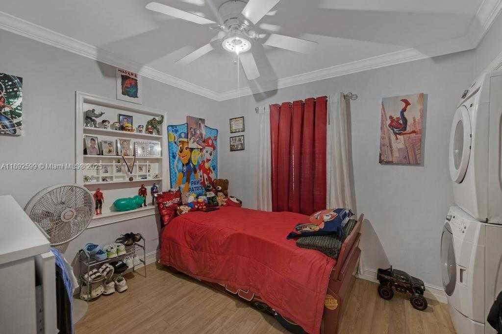 Small Image of 155 WEST 60TH ST, Hialeah Number 21