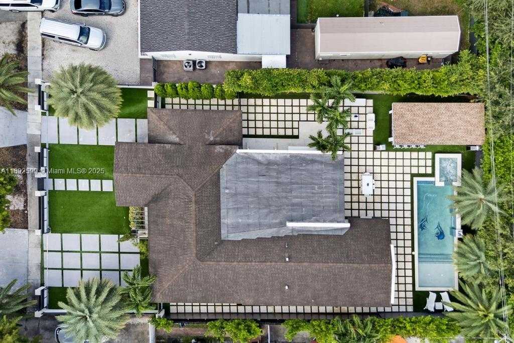 Small Image of 155 WEST 60TH ST, Hialeah Number 26