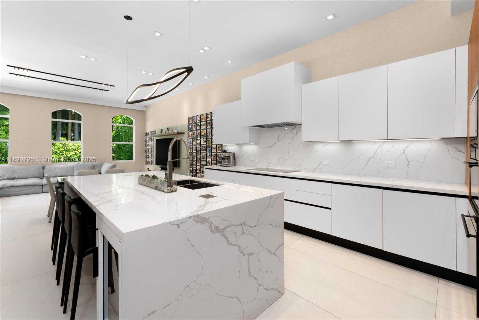 Small Image of 229 GOLDEN BEACH DR, Golden Beach Number 10