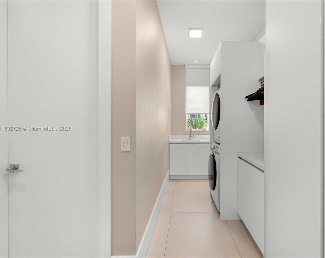 Small Image of 229 GOLDEN BEACH DR, Golden Beach Number 41