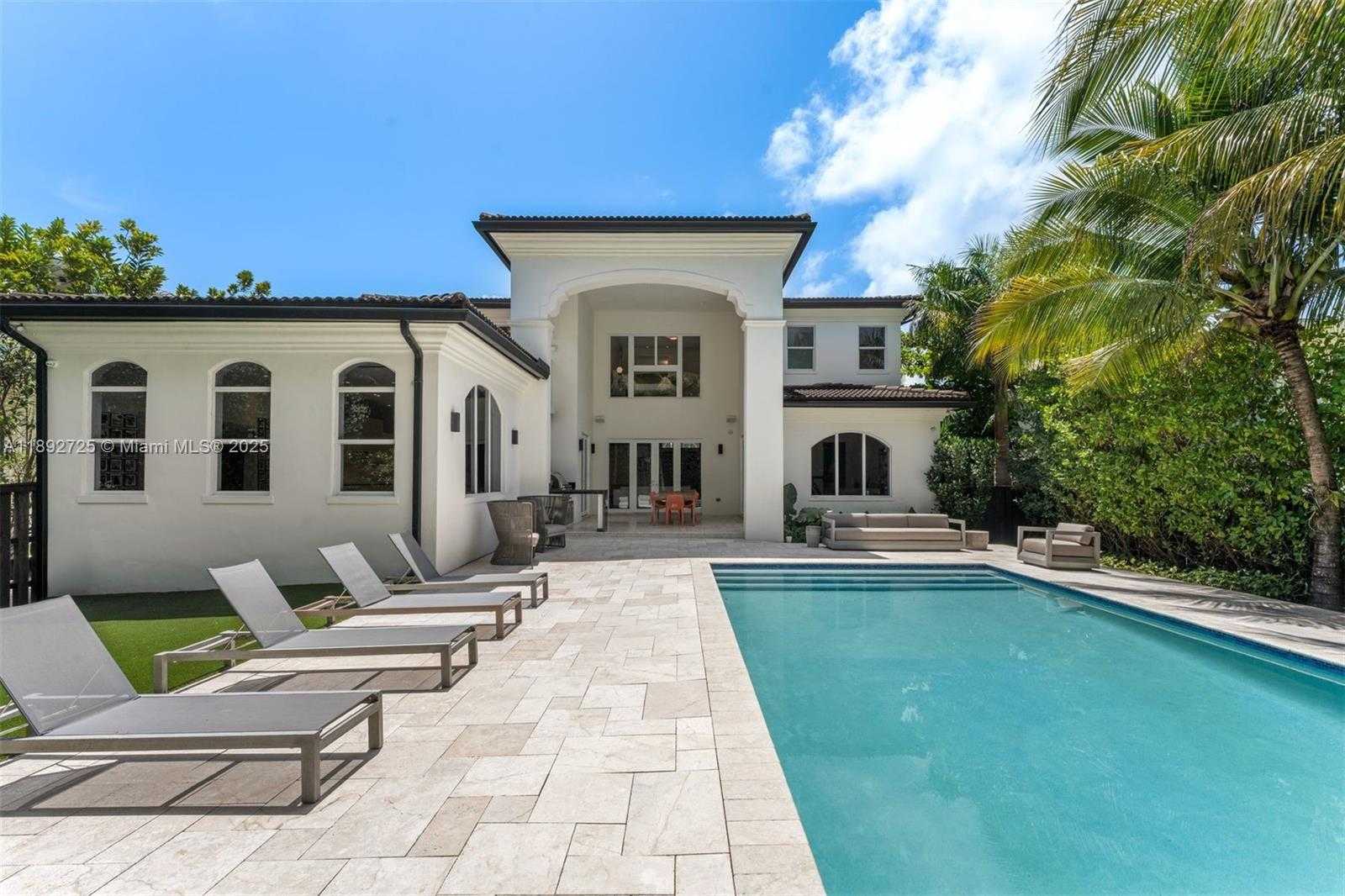 Small Image of 229 GOLDEN BEACH DR, Golden Beach Number 46