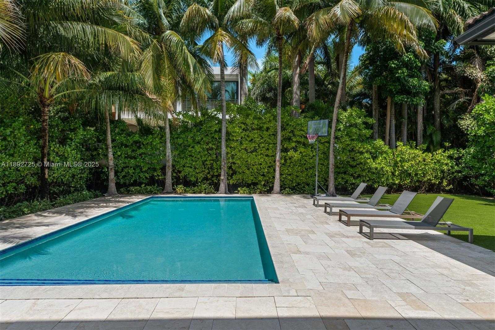 Small Image of 229 GOLDEN BEACH DR, Golden Beach Number 49