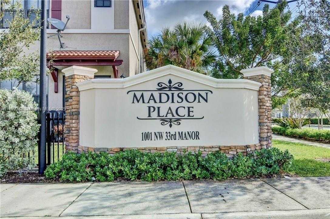 Small Image of 1071 NORTH WEST 33RD CT, Pompano Beach Number 2