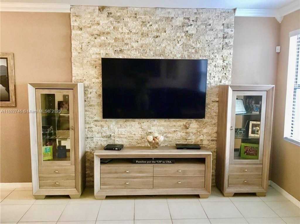 Small Image of 1071 NORTH WEST 33RD CT, Pompano Beach Number 6