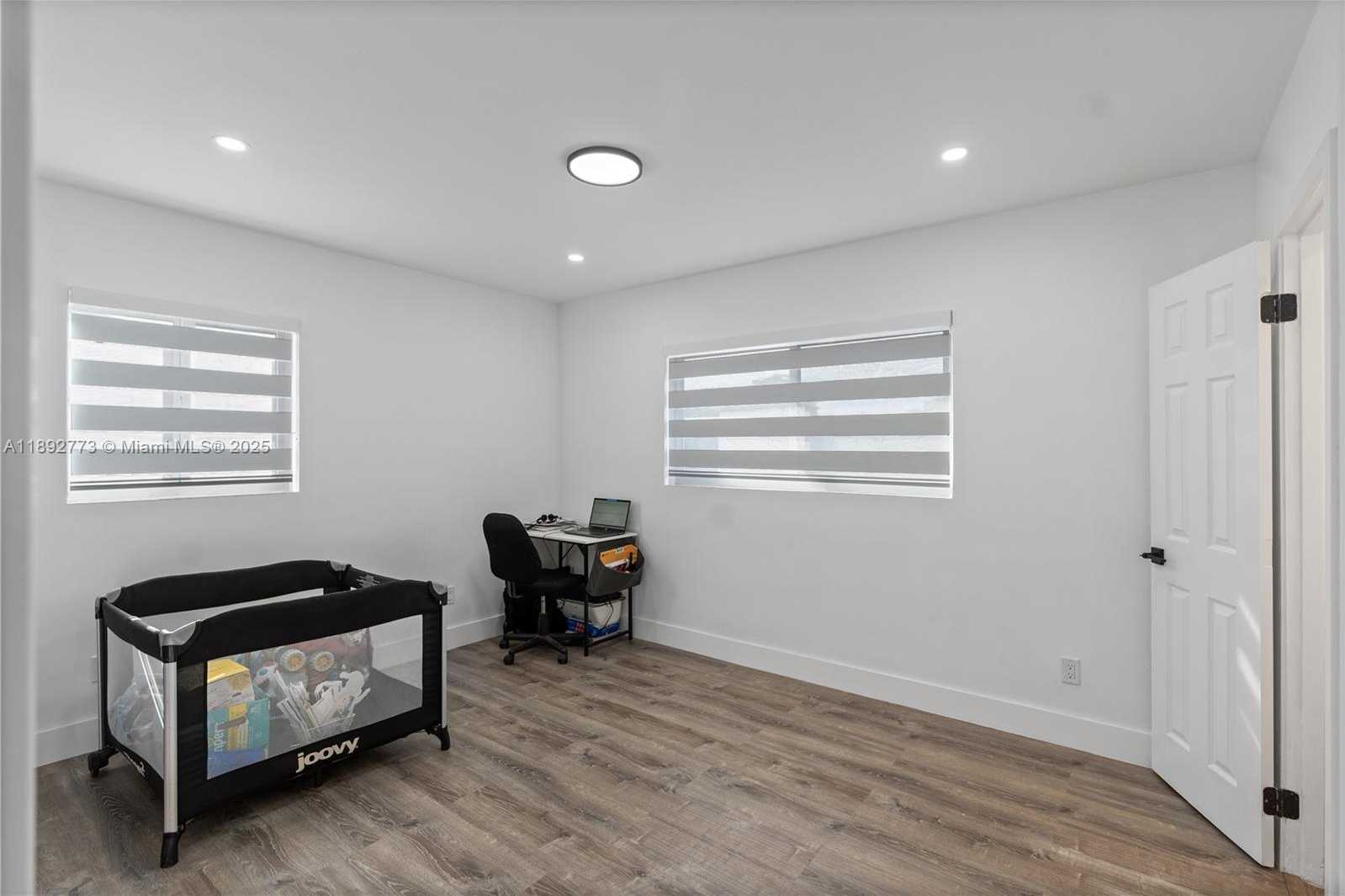 Small Image of 2441 NORTH WEST 181ST TER, Miami Gardens Number 13