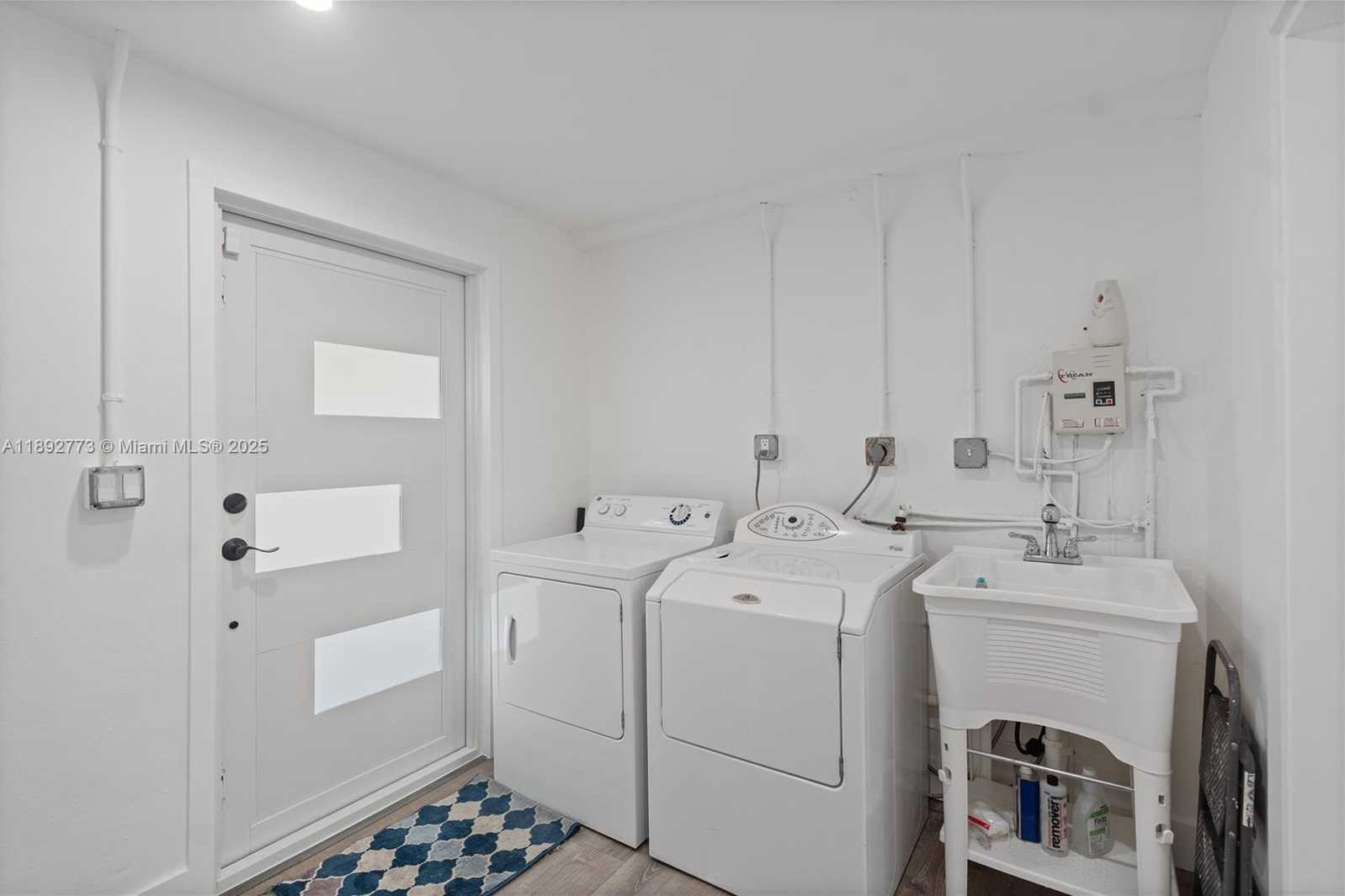 Small Image of 2441 NORTH WEST 181ST TER, Miami Gardens Number 19