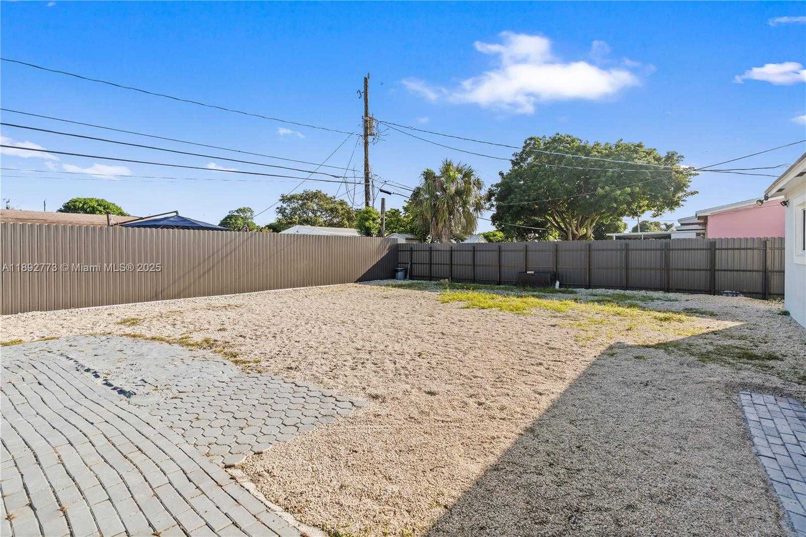 Small Image of 2441 NORTH WEST 181ST TER, Miami Gardens Number 22