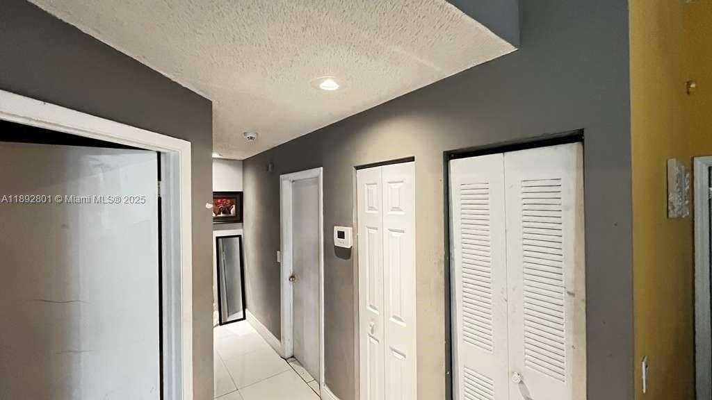 Small Image of North Lauderdale Number 23
