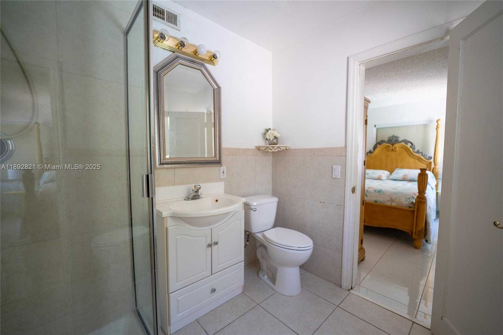 Small Image of 2701 NORTH ATLANTIC BLVD, Fort Lauderdale Number 29