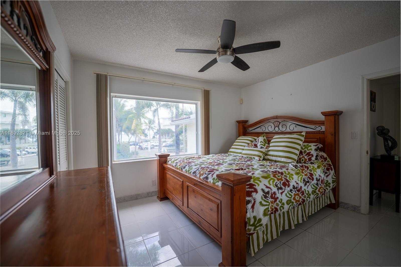 Small Image of 2701 NORTH ATLANTIC BLVD, Fort Lauderdale Number 40