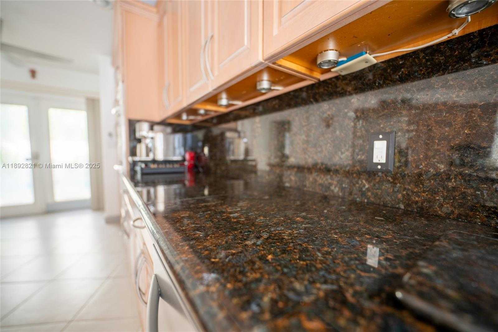 Small Image of 2701 NORTH ATLANTIC BLVD, Fort Lauderdale Number 66