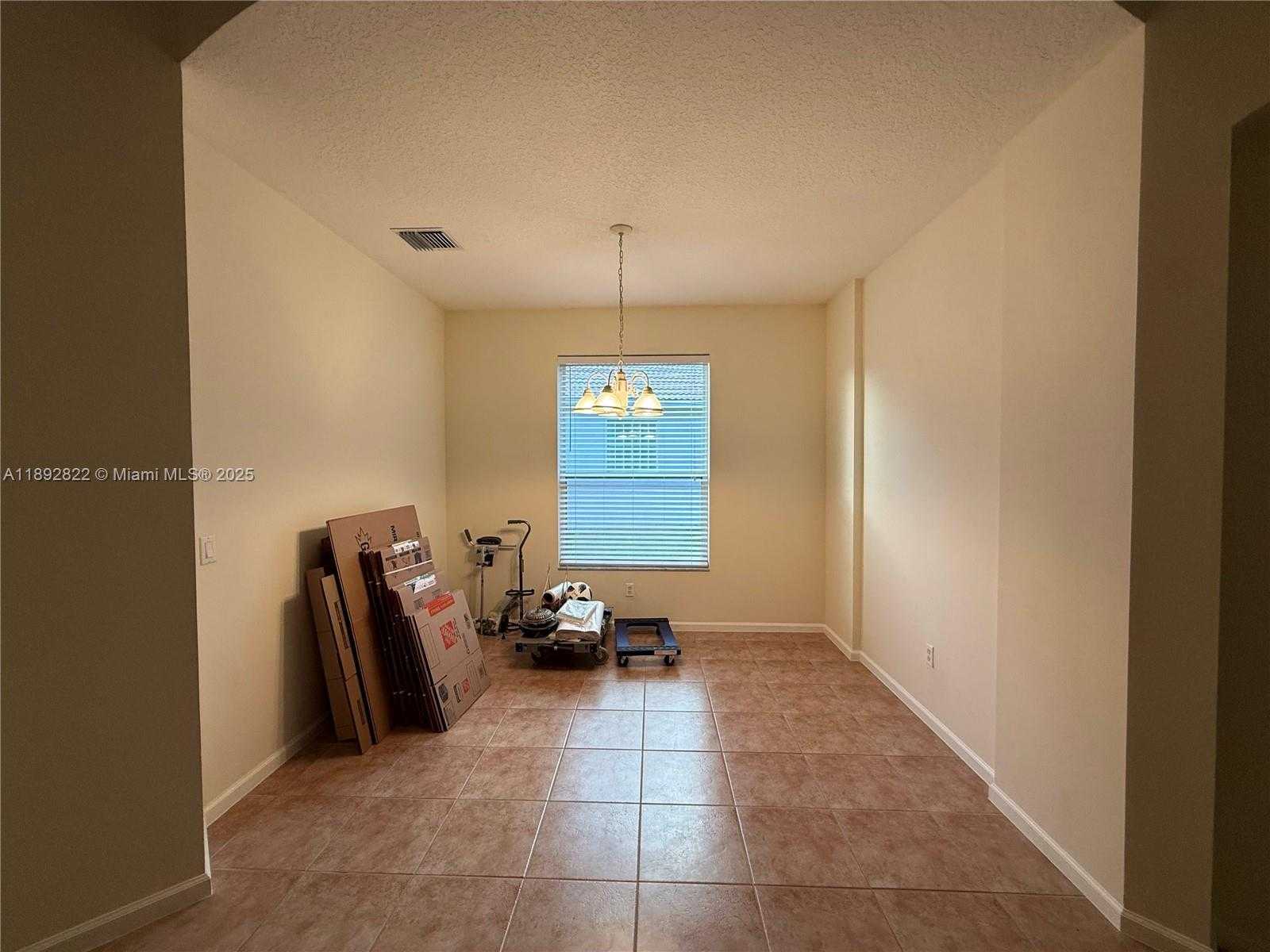 Small Image of 6683 SOUTHPORT DR, Boynton Beach Number 17