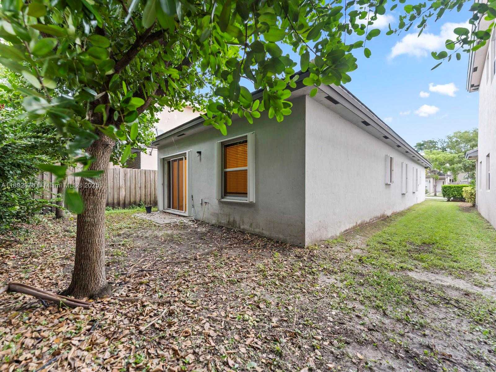 Small Image of 236 SOUTH EAST 32ND AVE, Homestead Number 7