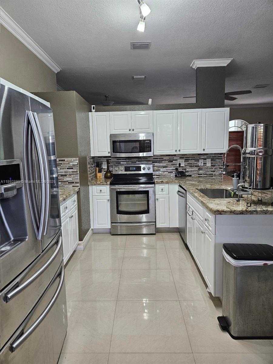 Small Image of 2635 SOUTH EAST 4TH PL, Homestead Number 12