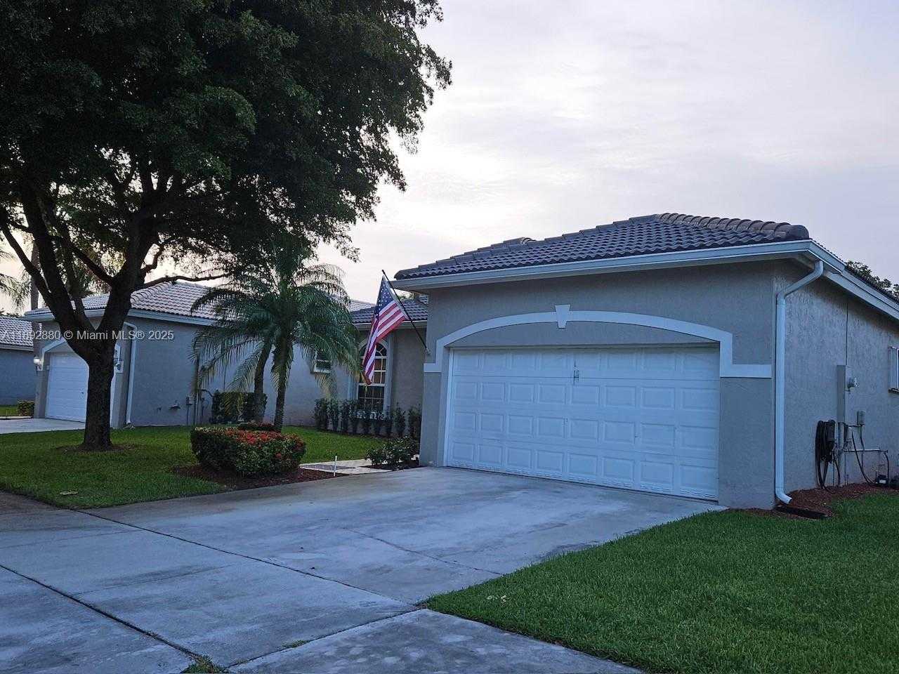 Small Image of 2635 SOUTH EAST 4TH PL, Homestead Number 2