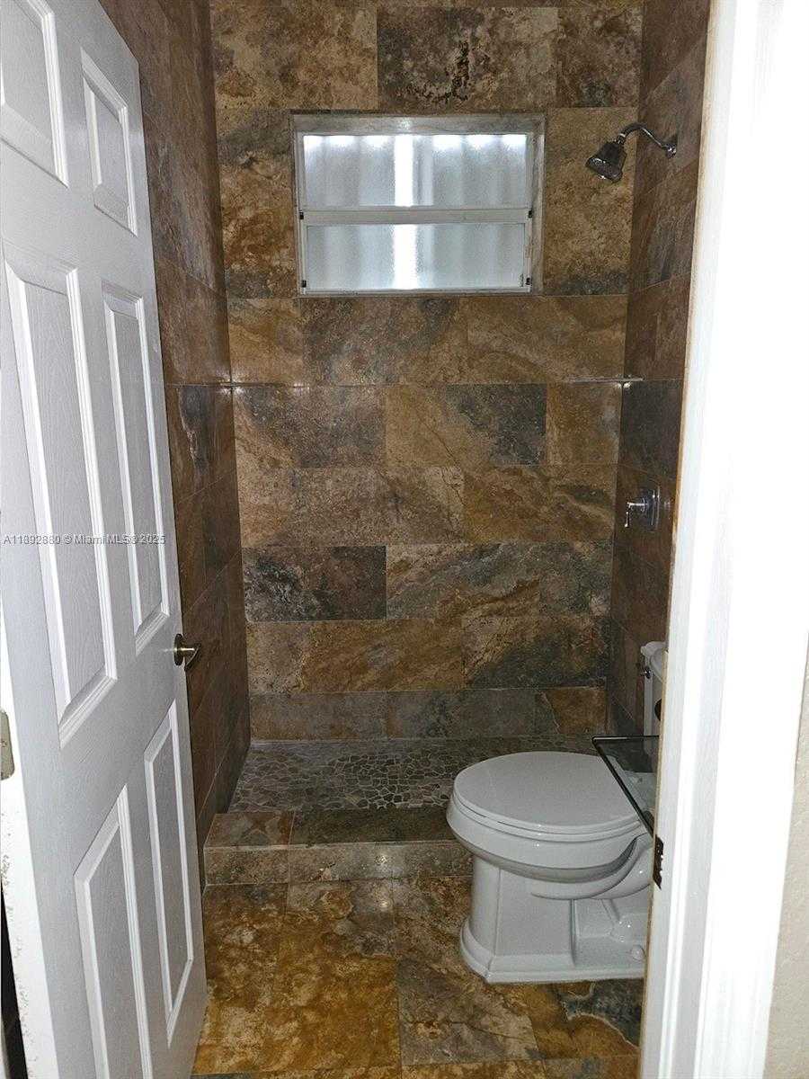 Small Image of 2635 SOUTH EAST 4TH PL, Homestead Number 27