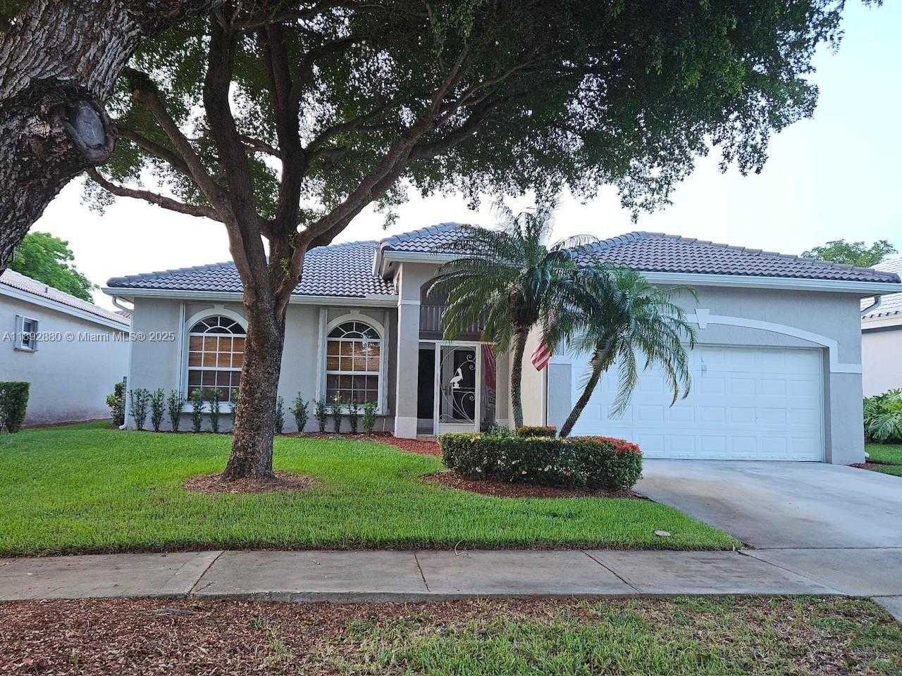 Small Image of 2635 SOUTH EAST 4TH PL, Homestead Number 3