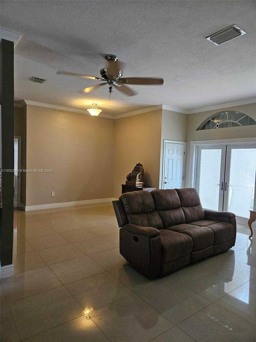 Small Image of 2635 SOUTH EAST 4TH PL, Homestead Number 7