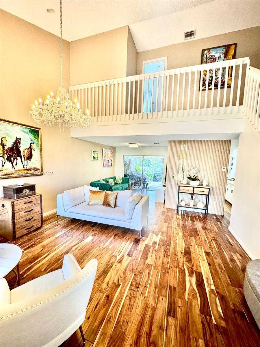 Small Image of 18249 SOUTH WEST 3RD ST, Pembroke Pines Number 11
