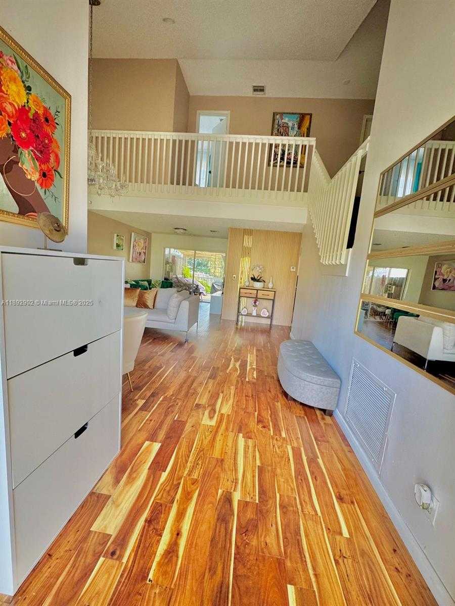 Small Image of 18249 SOUTH WEST 3RD ST, Pembroke Pines Number 14