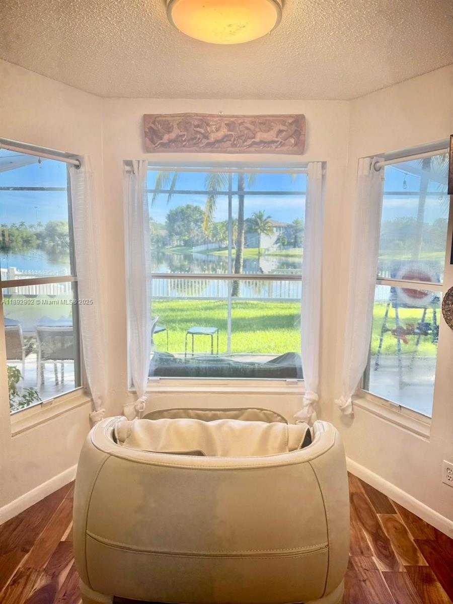 Small Image of 18249 SOUTH WEST 3RD ST, Pembroke Pines Number 22