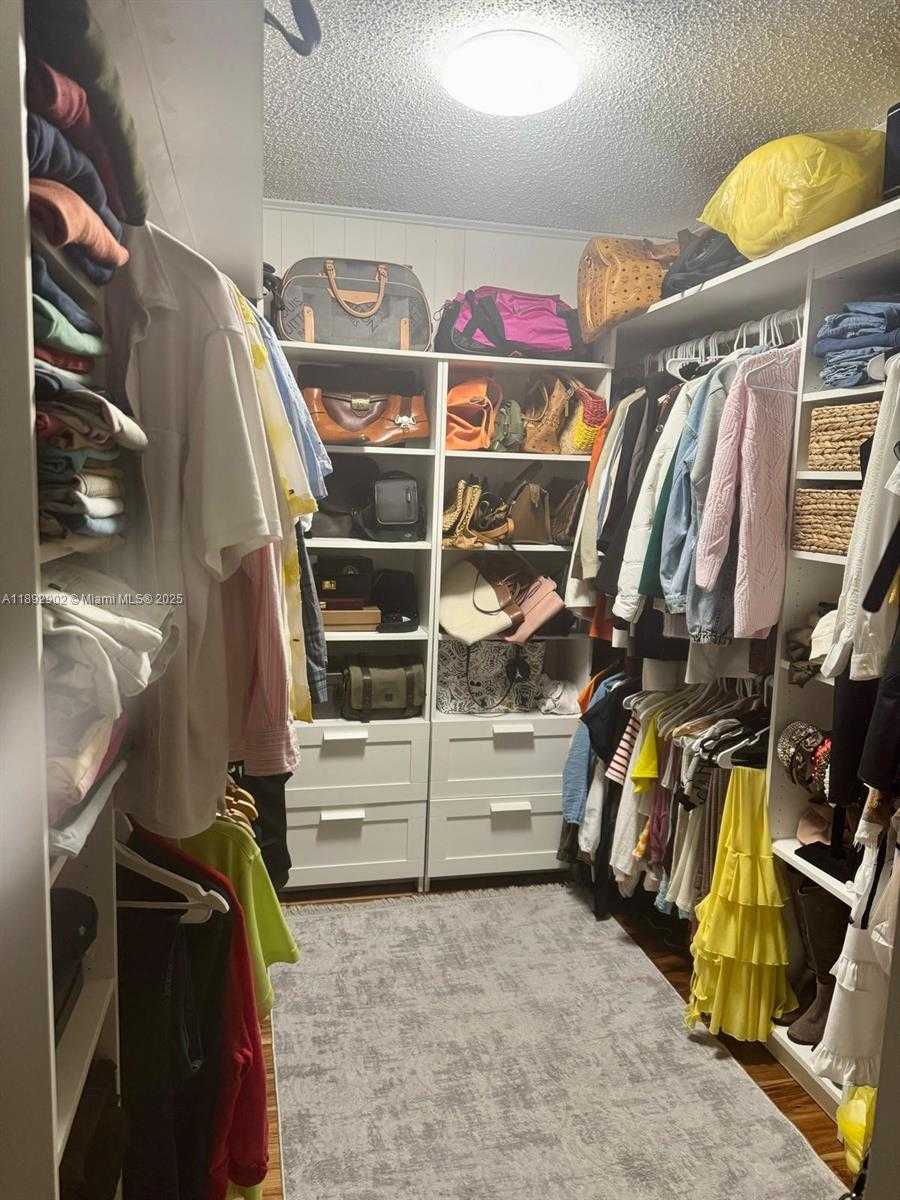 Small Image of 18249 SOUTH WEST 3RD ST, Pembroke Pines Number 33