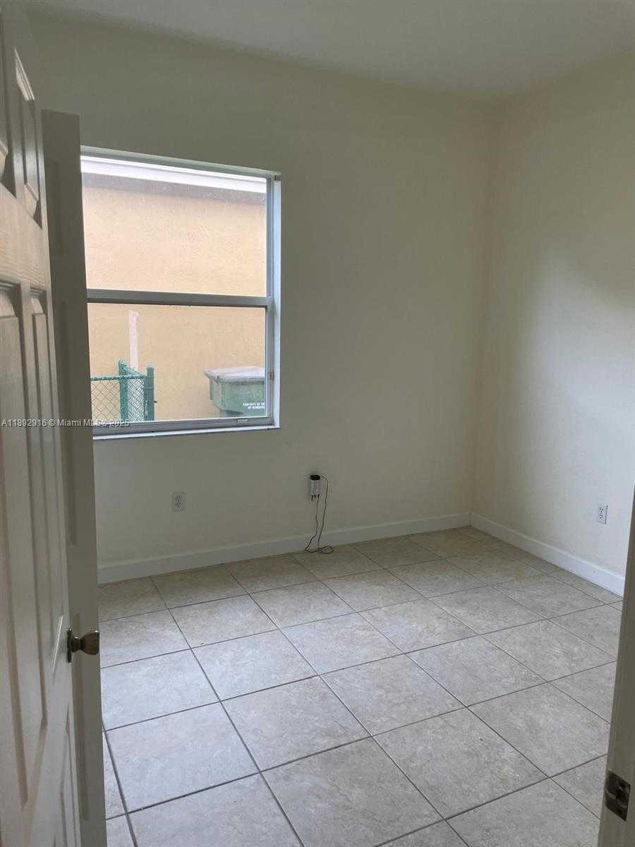 Small Image of 1321 SOUTH EAST 16TH AVE, Homestead Number 18