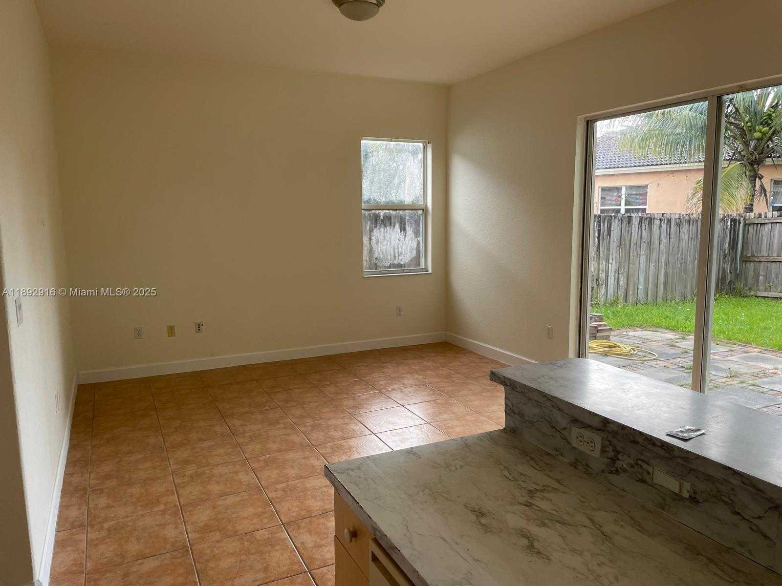 Small Image of 1321 SOUTH EAST 16TH AVE, Homestead Number 3