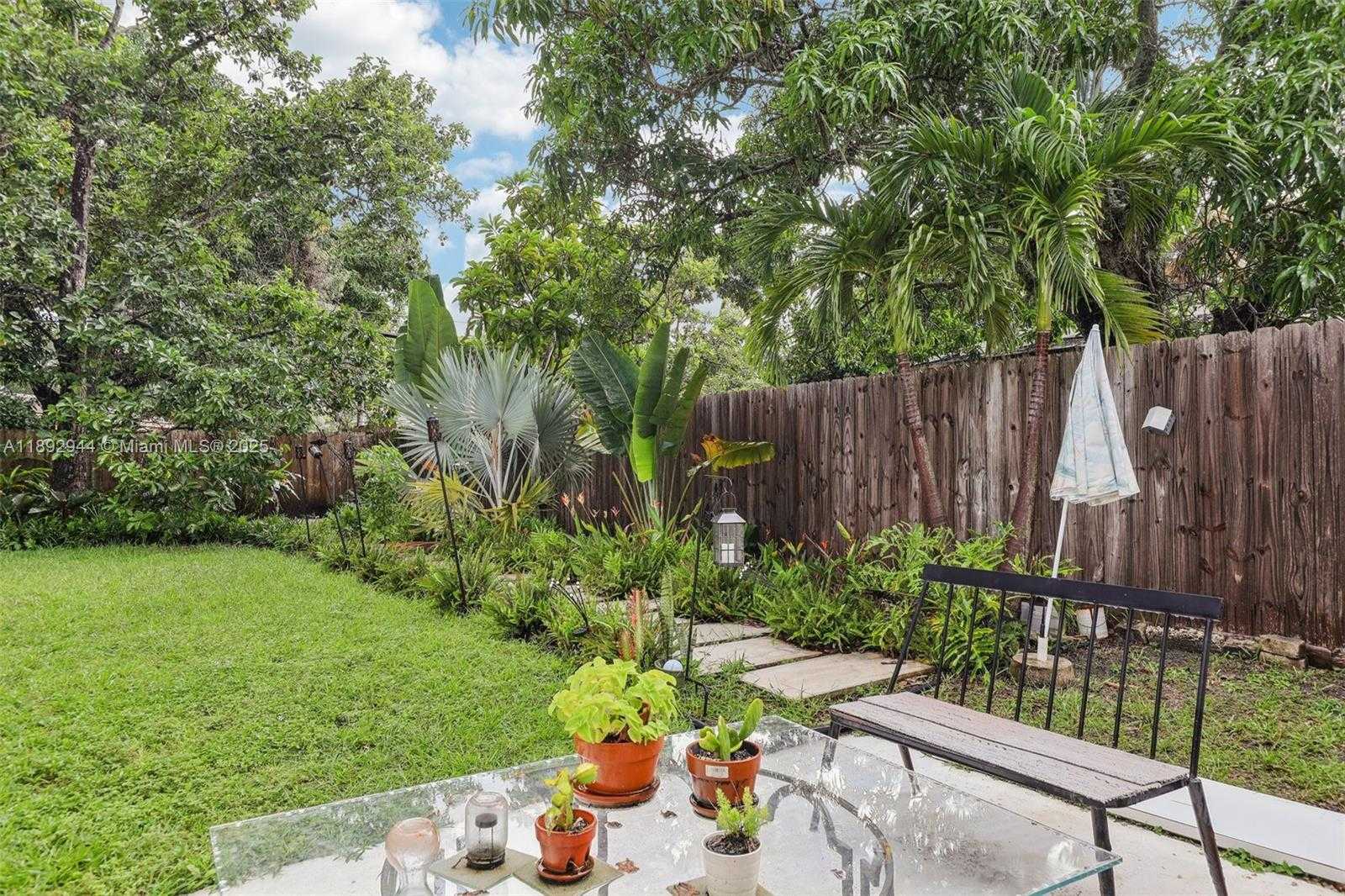 Small Image of 260 NORTH WEST 133RD ST, North Miami Number 37
