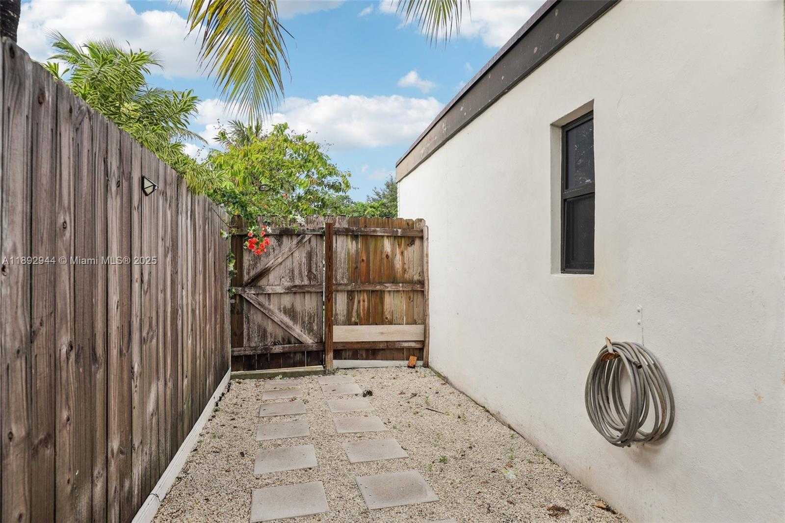 Small Image of 260 NORTH WEST 133RD ST, North Miami Number 38