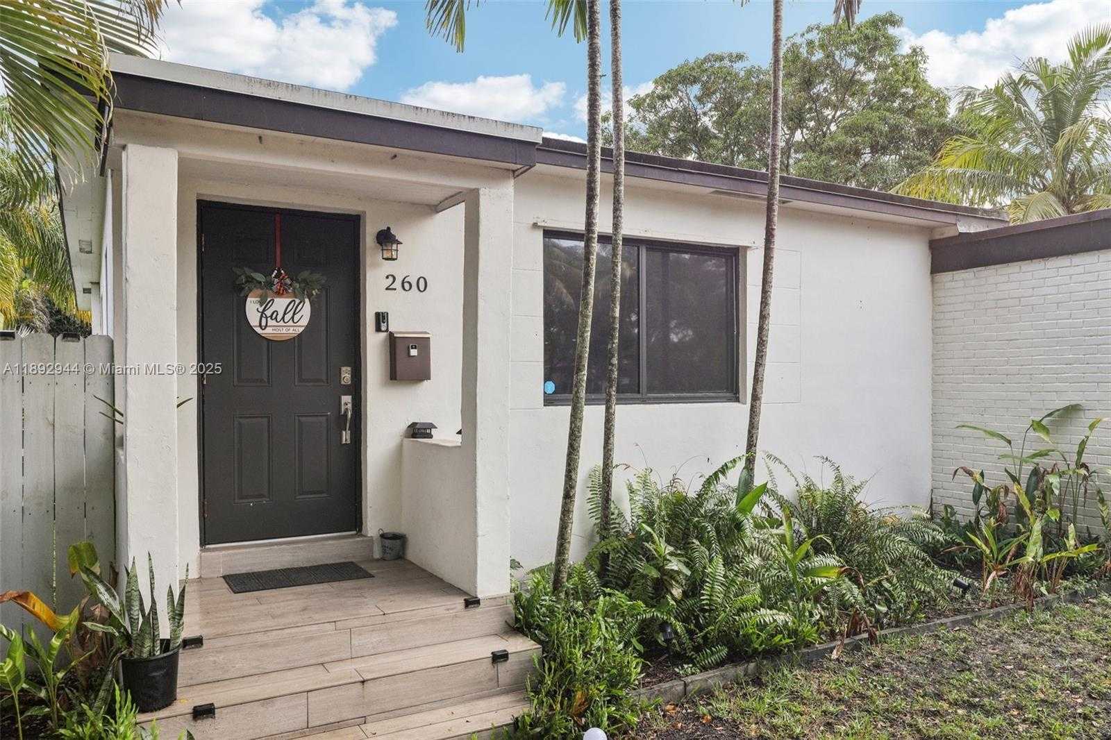 Small Image of 260 NORTH WEST 133RD ST, North Miami Number 4