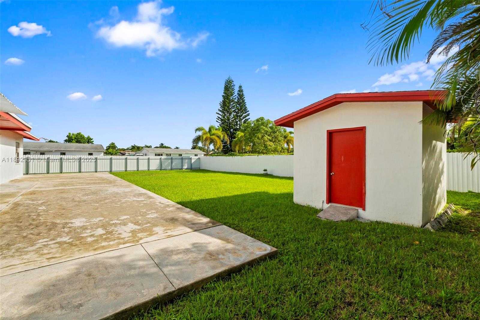 Small Image of 30205 SOUTH WEST 154TH CT, Homestead Number 23