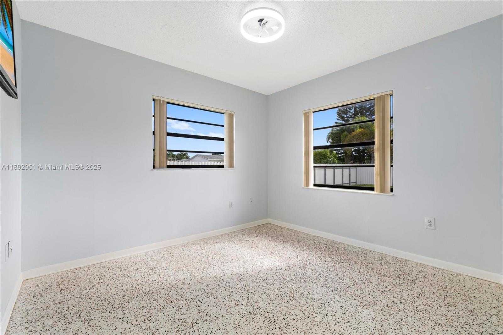 Small Image of 30205 SOUTH WEST 154TH CT, Homestead Number 28