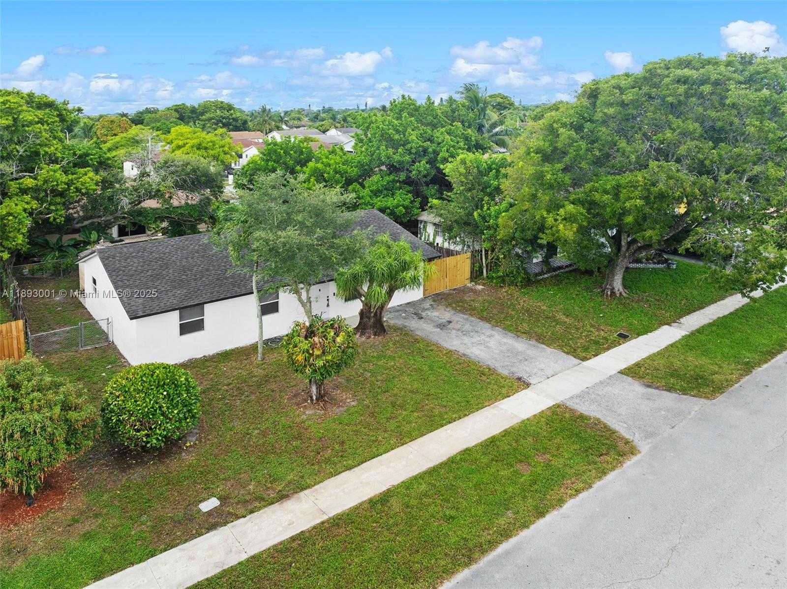 Small Image of 8201 SOUTH WEST 7TH CT, North Lauderdale Number 6