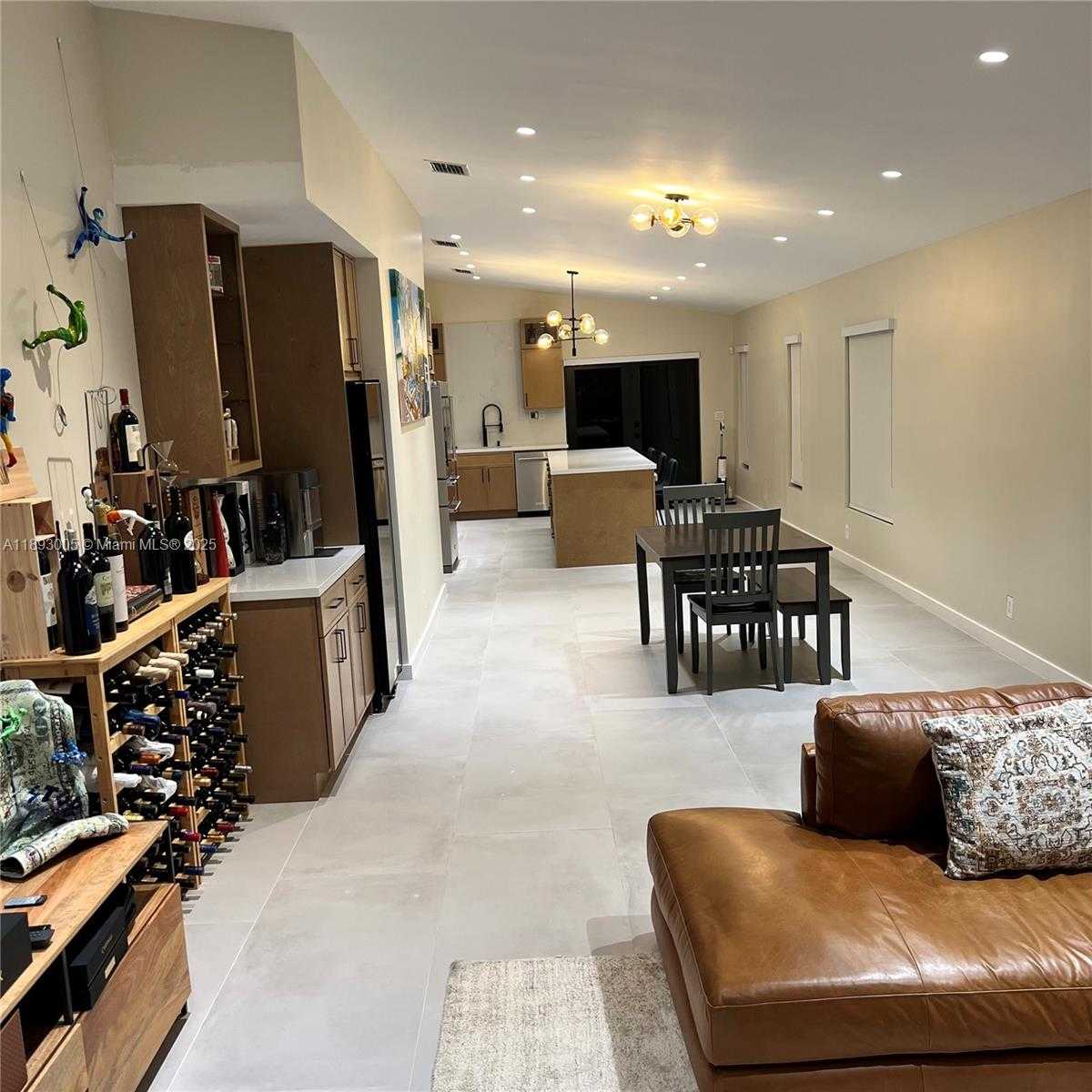 Small Image of 2235 NORTH WEST 208TH WAY, Pembroke Pines Number 3