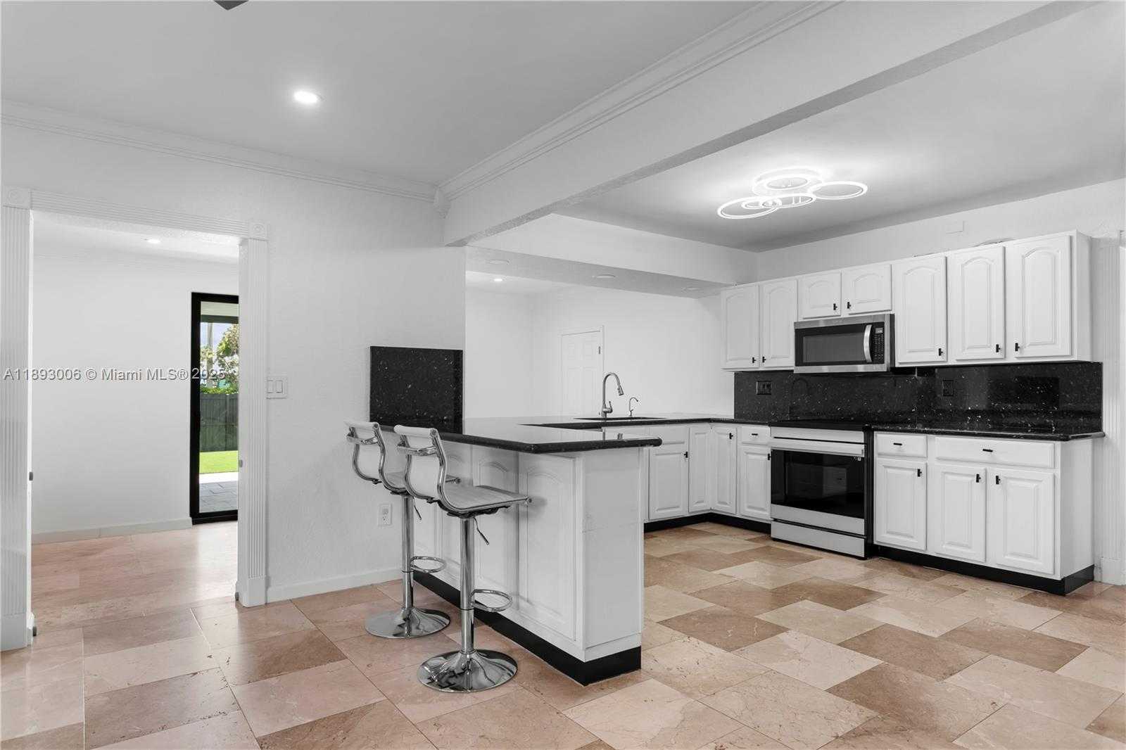 Small Image of 1315 NORTH 47TH AVE, Hollywood Number 10