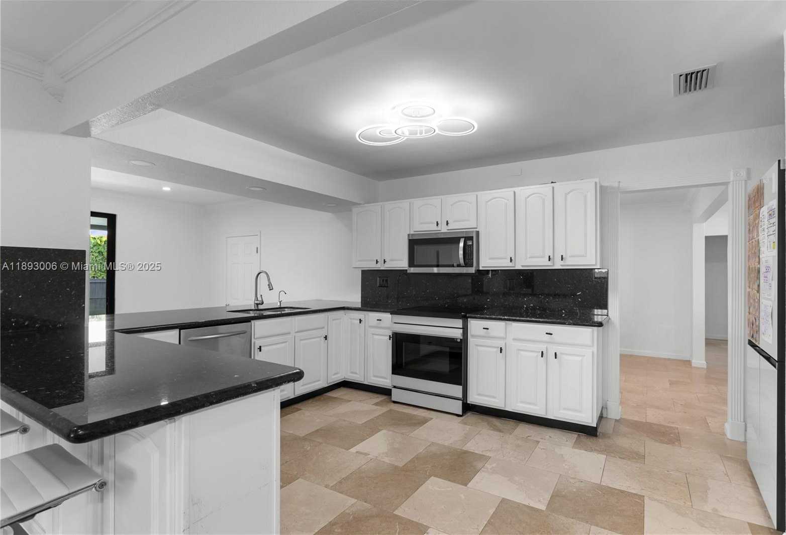 Small Image of 1315 NORTH 47TH AVE, Hollywood Number 14